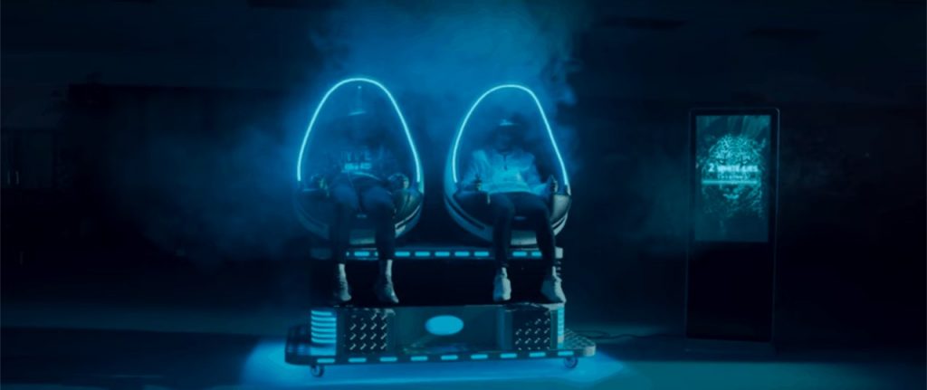 4D reality pods being used by two guests at a brand activation event we put together in London. We explain how to put together an online event complete with online, virtual performers.