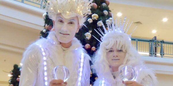 Ice-Themed-Juggling-Duo