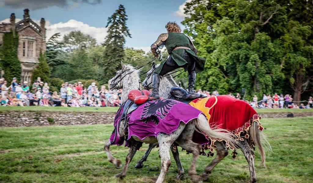 Medieval-Themed-Entertainment