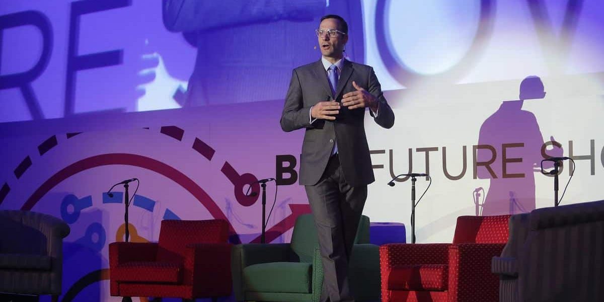 Shawn-DuBravac-Technology-Innovation-Guest-Speaker