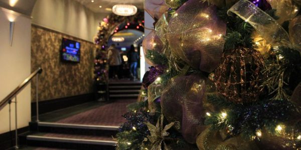 designer Christmas decorations to hire