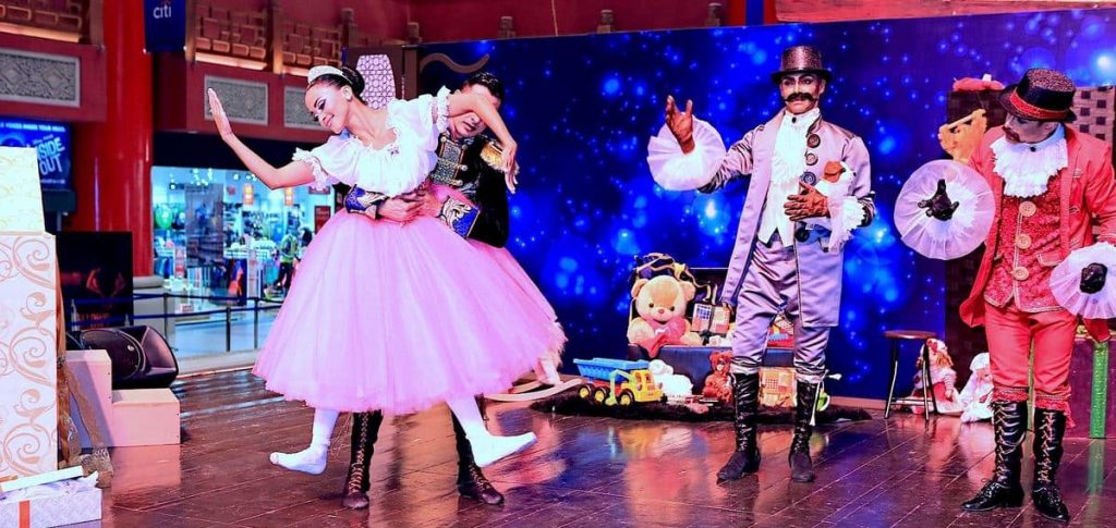 Children's show about a ballerina toy, available to hire for all events in the UK and globally.