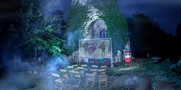 How-To-Organise-An-Outdoor-Cinema-Event-2020