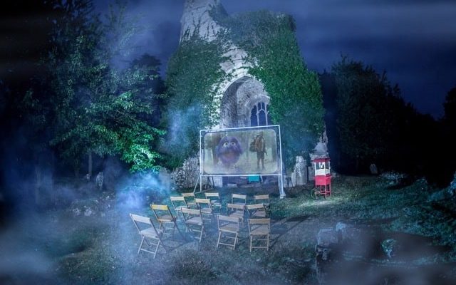 How-To-Organise-An-Outdoor-Cinema-Event-2020
