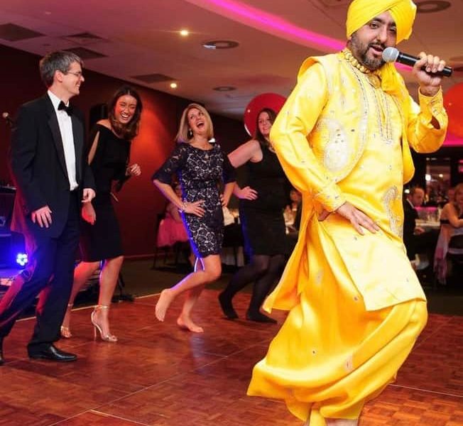 Bollywood-Dancers-For-Hire-UK