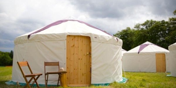 Bright-Luxury-Yurts