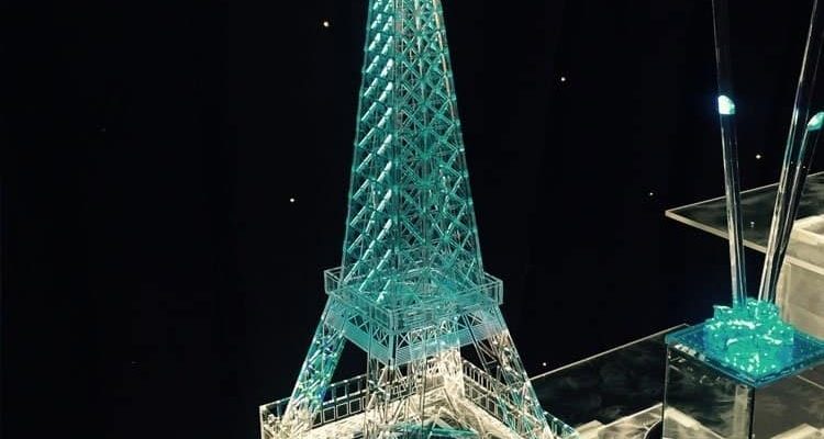Eiffel-Tower-Table-Centrepiece Eiffel-Tower-Table-Centrepiece