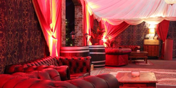 Luxury-Wall-And-Ceiling-Draping