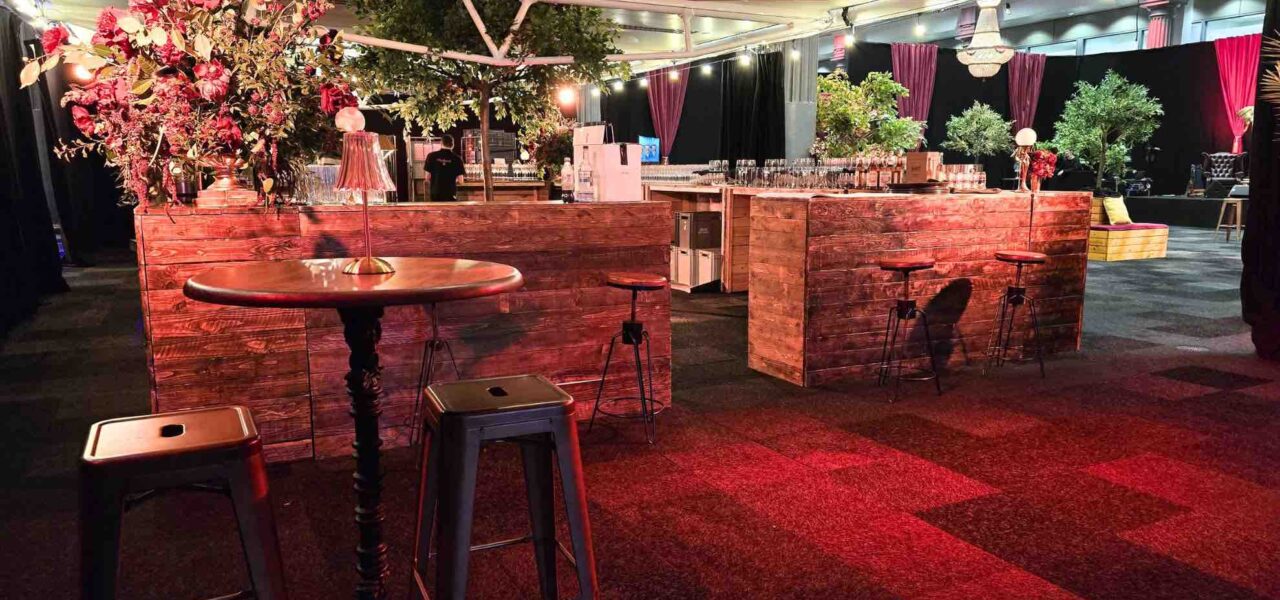 A luxurious Jazz inspired bar and lounge area produced for the this large Gala Event.