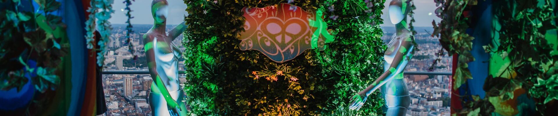1960s-Themed-Event-Entrance-Set-Design