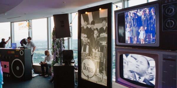 1960s-Themed-Event-Set-Design