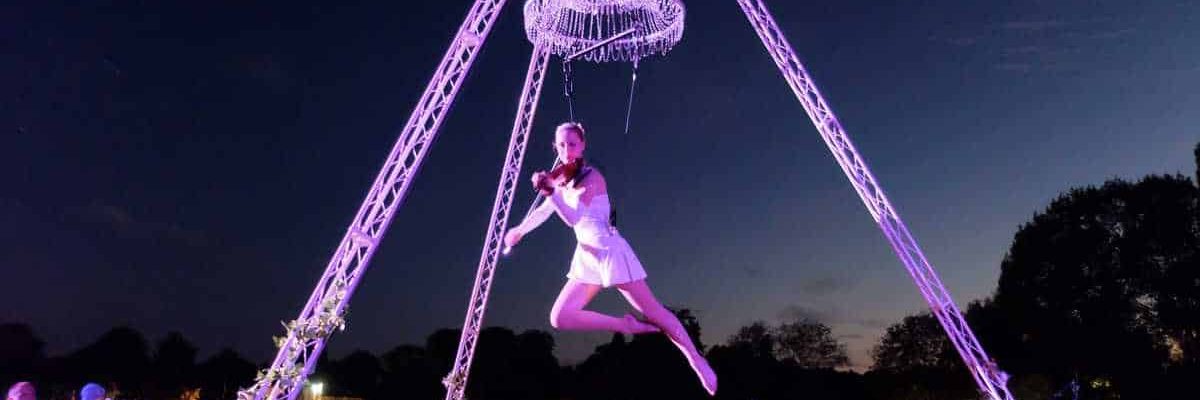 Aerial-Musicians-For-Hire