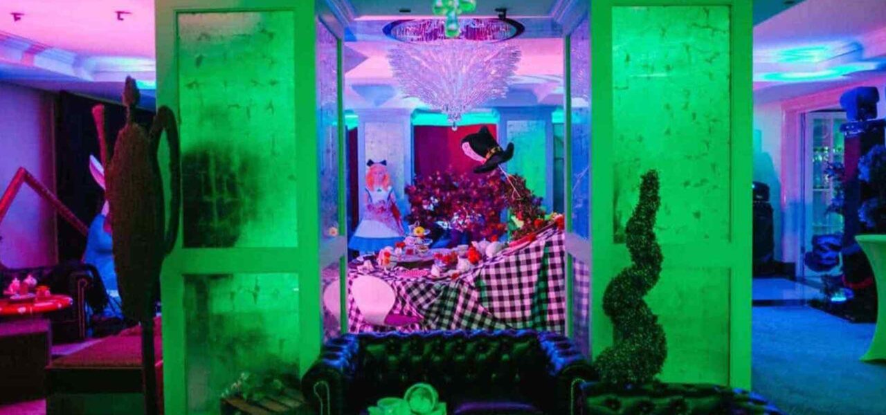 Alice-In-Wonderland-Themed-Event-Production-Lighting-AV
