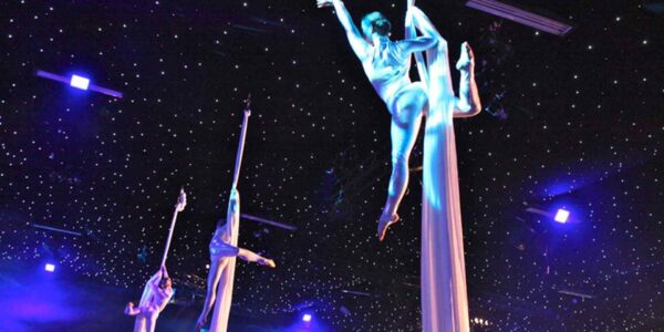 Awards-Dinner-Aerial-Silk-Performance-Lighting-Set-Up