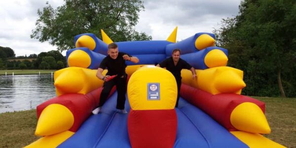 Bungee-Run-Inflatable-Game