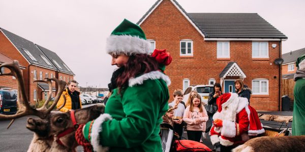Christmas-Elf-And-Reindeer-Outdoor-Christmas-Event