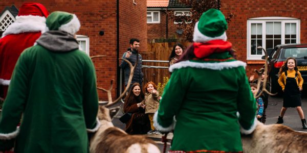 Christmas-Elves-And-Reindeer-Outdoor-Christmas-Event