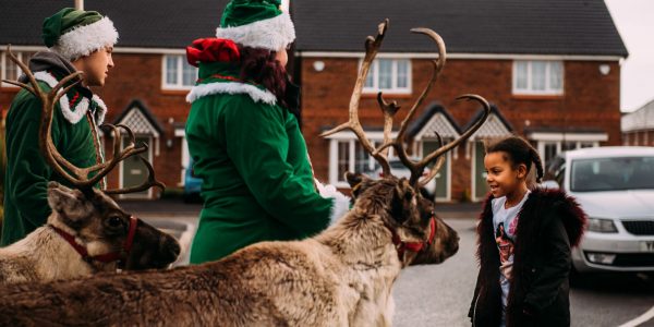 Christmas-Elves-Outdoor-Christmas-Event