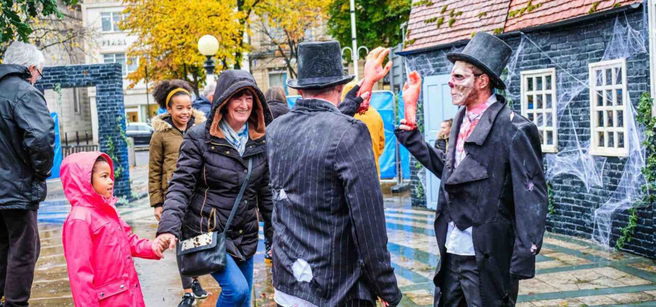 Community-Event-Trick-Or-Treat-Street