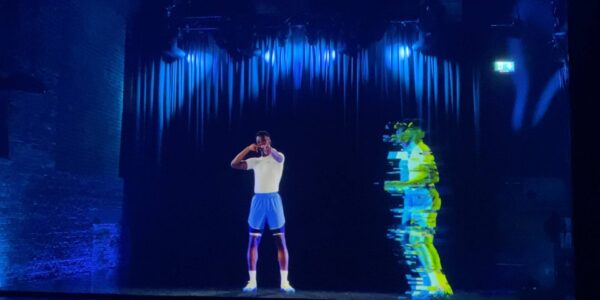 Live-Footballer-Performing-With-Hologram-For-Event