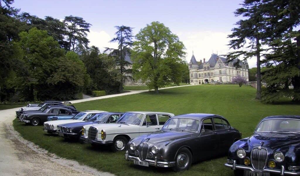 Luxury-Car-Chauffeur-Service