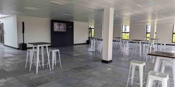 We can use minimalism for your sustainable events to minimise on transport and energy costs, whilst still maintaining a sleek and impactful event.