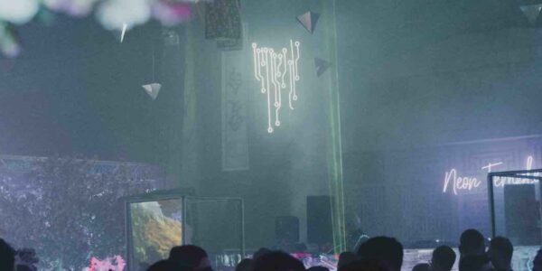 Neon-Temple-Lighting-AV-Set-Up