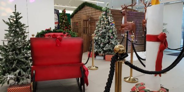 Santa-Grotto-Christmas-Market-Event