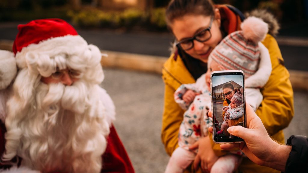 Santa Meet and Greet Christmas Event we organised for Simple Life. Our Outdoor Christmas Events can be organised and managed with COVID-19 restrictions in place.