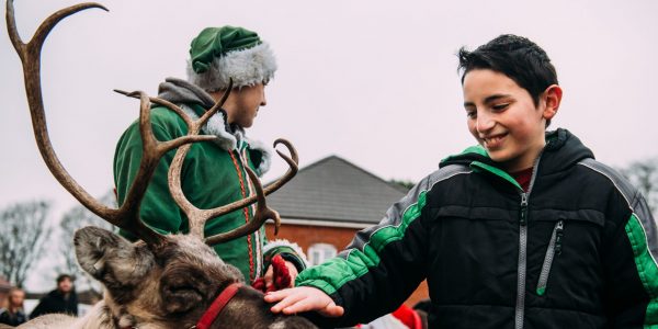 Simple-Life-Meet-And-Greet-Christmas-Event