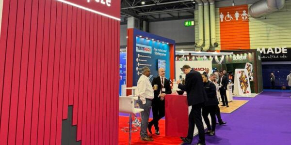 Trapeze-Event-Stand-Design
