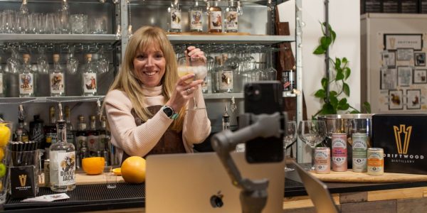 Unique-Virtual-Gin-Tasting-Experience