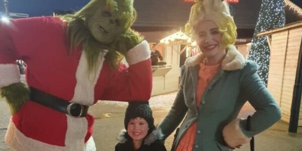 Grinch-And-Cindy-Lou-Meet-And-Greet