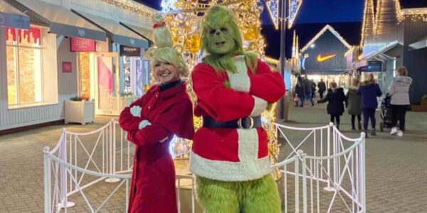 Grinch-Character-And-Cindy-Lou