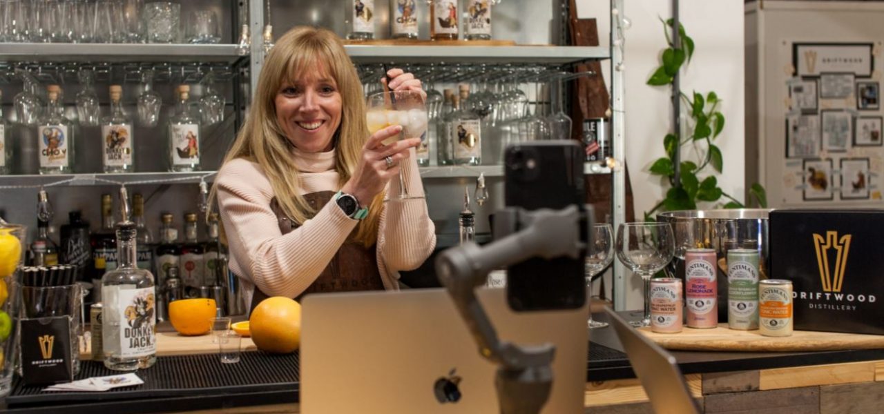Virtual-Food-And-Drinks-Workshop-Experience-Host