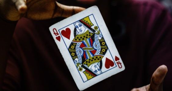 Virtual-Magic-Show-Card-Trick