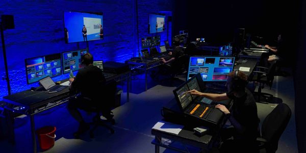 Hybrid-Conference-Studio-Filming