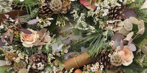 Autumn-Floral-Pinecone-Wreath