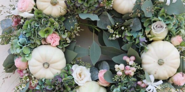 Autumn-Pumpkin-And-Hydranger-Wreath