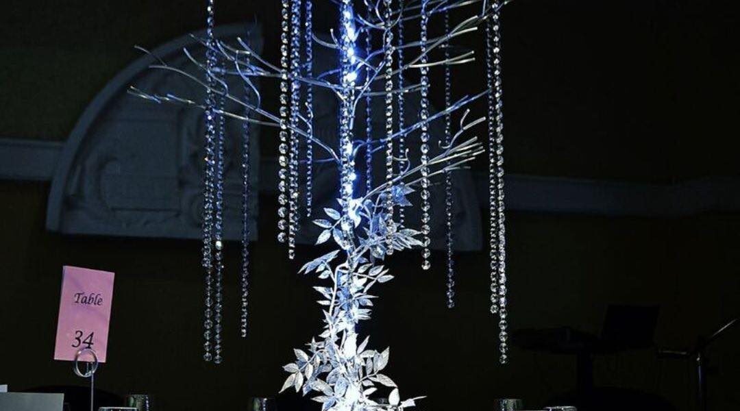 Striking-Crystal-Tree-Centrepiece