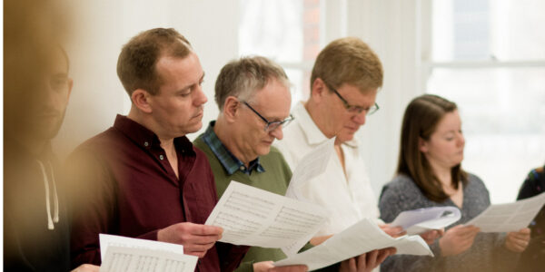 Team-Building-Singing-Workshop-Session