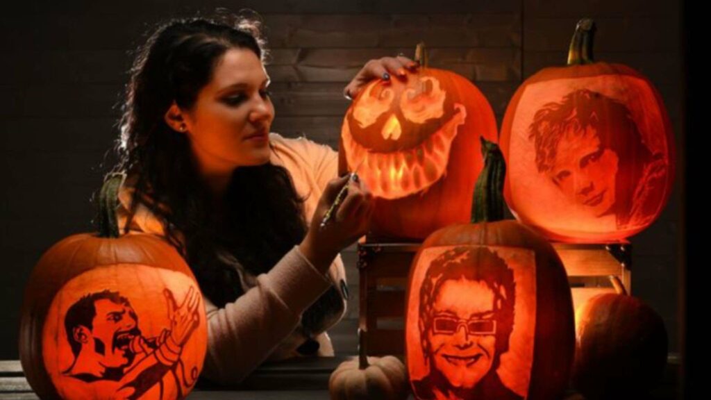 Pumpking carving professional for hire