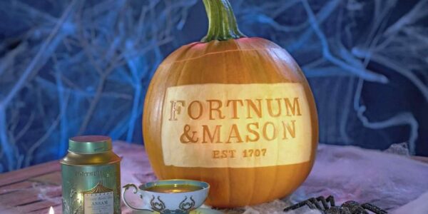 Pumpkin-Carver-Halloween-Brand-Activation