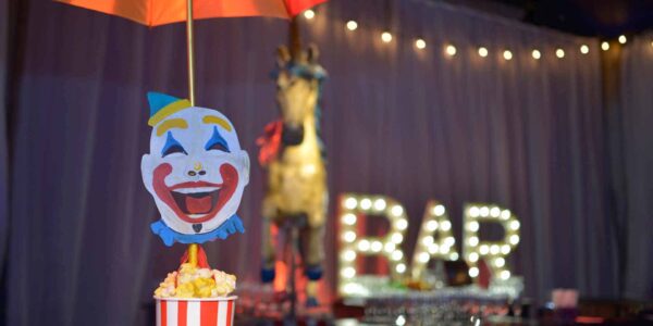 Circus-Themed-Centrepiece