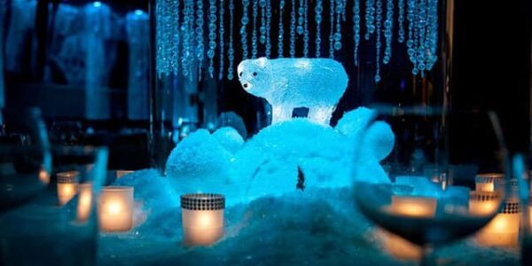 Winter-Wonderland-Themed-Table-Centrepices