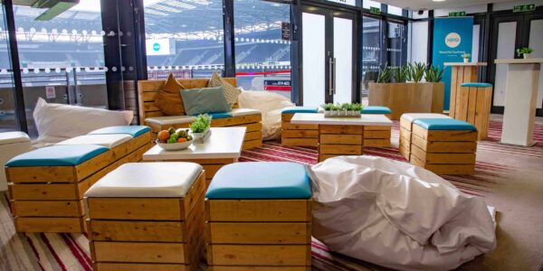 Branded-Pallet-Furniture-Seating