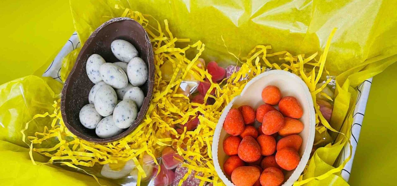Easter-Chocolate-Egg-Surprises-In-Easter-Hamper
