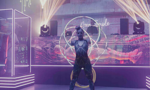 Sidemen-Entertainment-Hula-Hooper