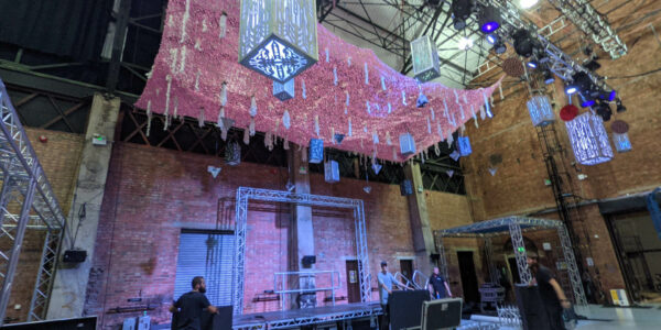 Stage-Build-Sidemen-Party