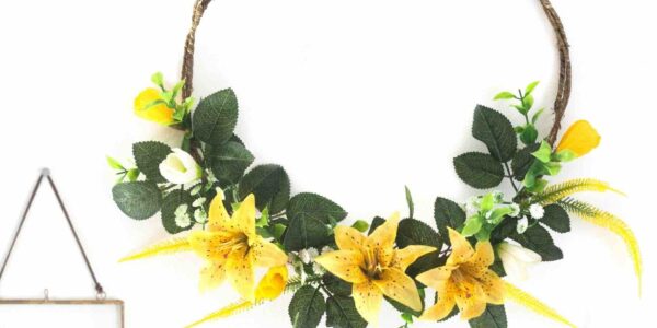 Yellow-Spring-Wreath-From-Virtual-Wreath-Making